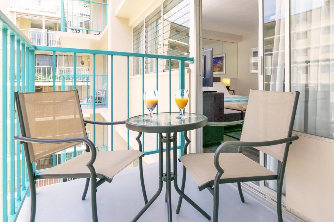 City View Studio With Pool Access In Aloha Surf! Honolulu Esterno foto